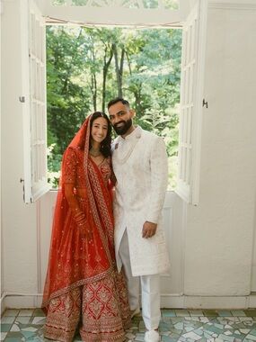 Men’s Wedding Groom Indian Sherwani Outfit (necklace, pagh, dupatta, shoes)